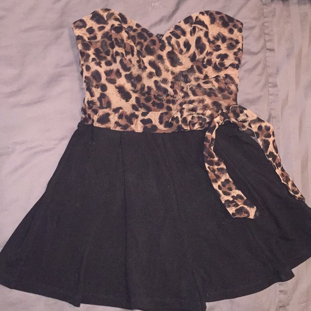Lipsy Cheetah Print Romper. US4/UK8.
